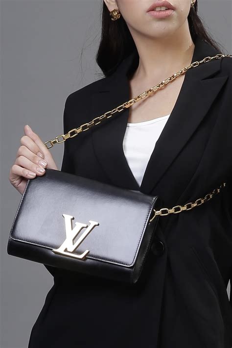 lv white bag with chain|louis vuitton black chain bag.